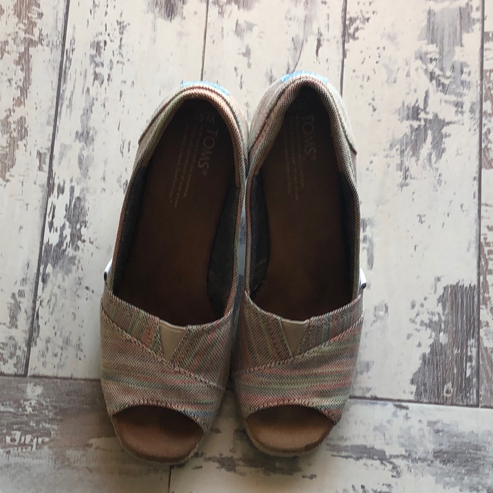 Toms espadrille wedge sandals